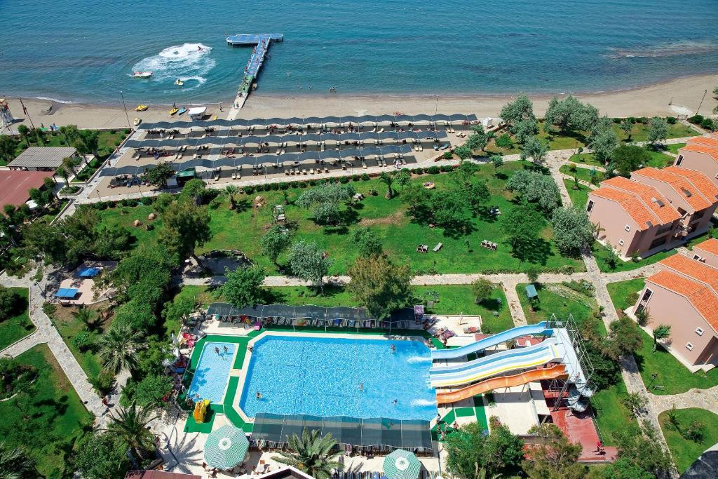 Club Yali Hotels & Resort Gumuldur Exterior photo